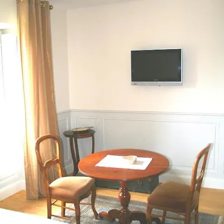 Hotel Le Beaune (Cote d'Or)