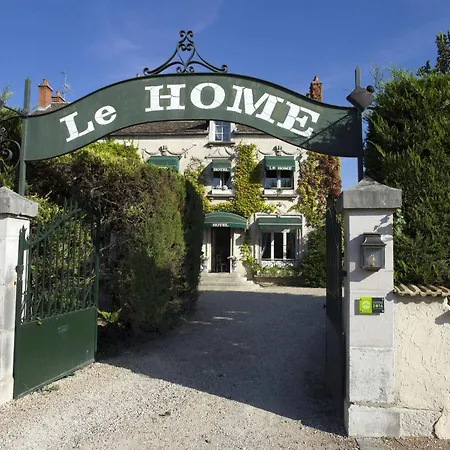 Le Hotel