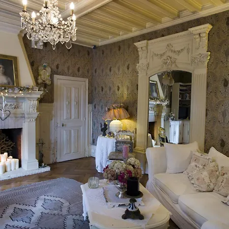 Le Beaune (Cote d'Or)