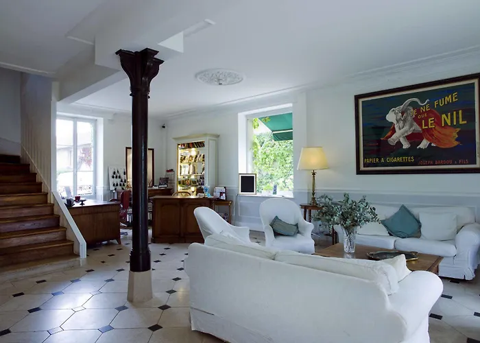 Le 3* Beaune (Cote d'Or)