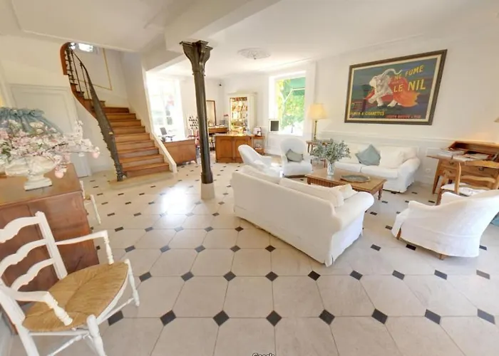 Le 3* Beaune (Cote d'Or)